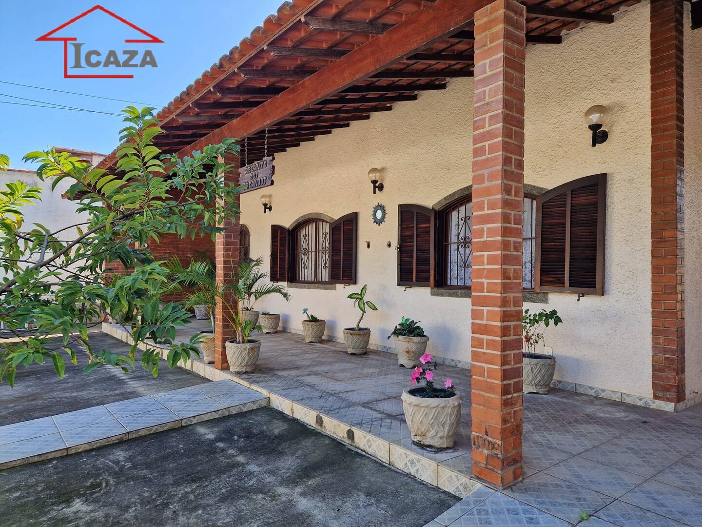 Casa à venda com 3 quartos, 162m² - Foto 2