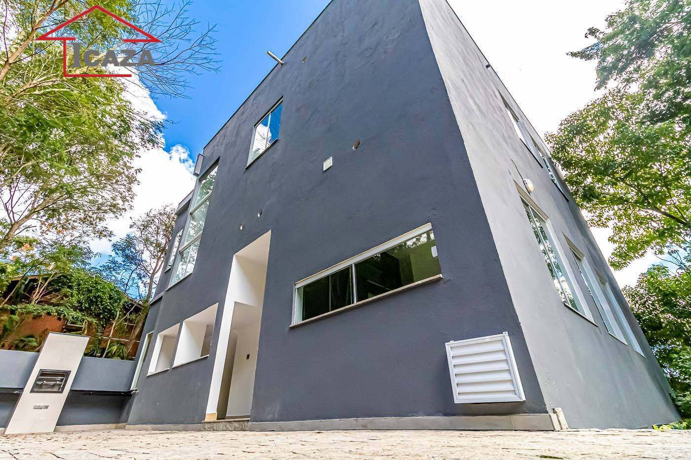 Casa à venda com 4 quartos, 436m² - Foto 14