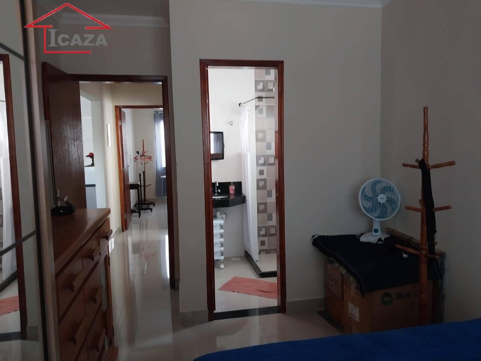 Casa à venda com 2 quartos, 90m² - Foto 12