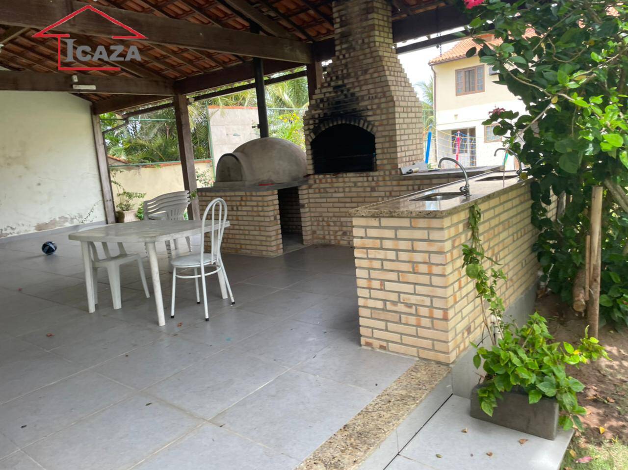 Casa à venda com 2 quartos, 70m² - Foto 8